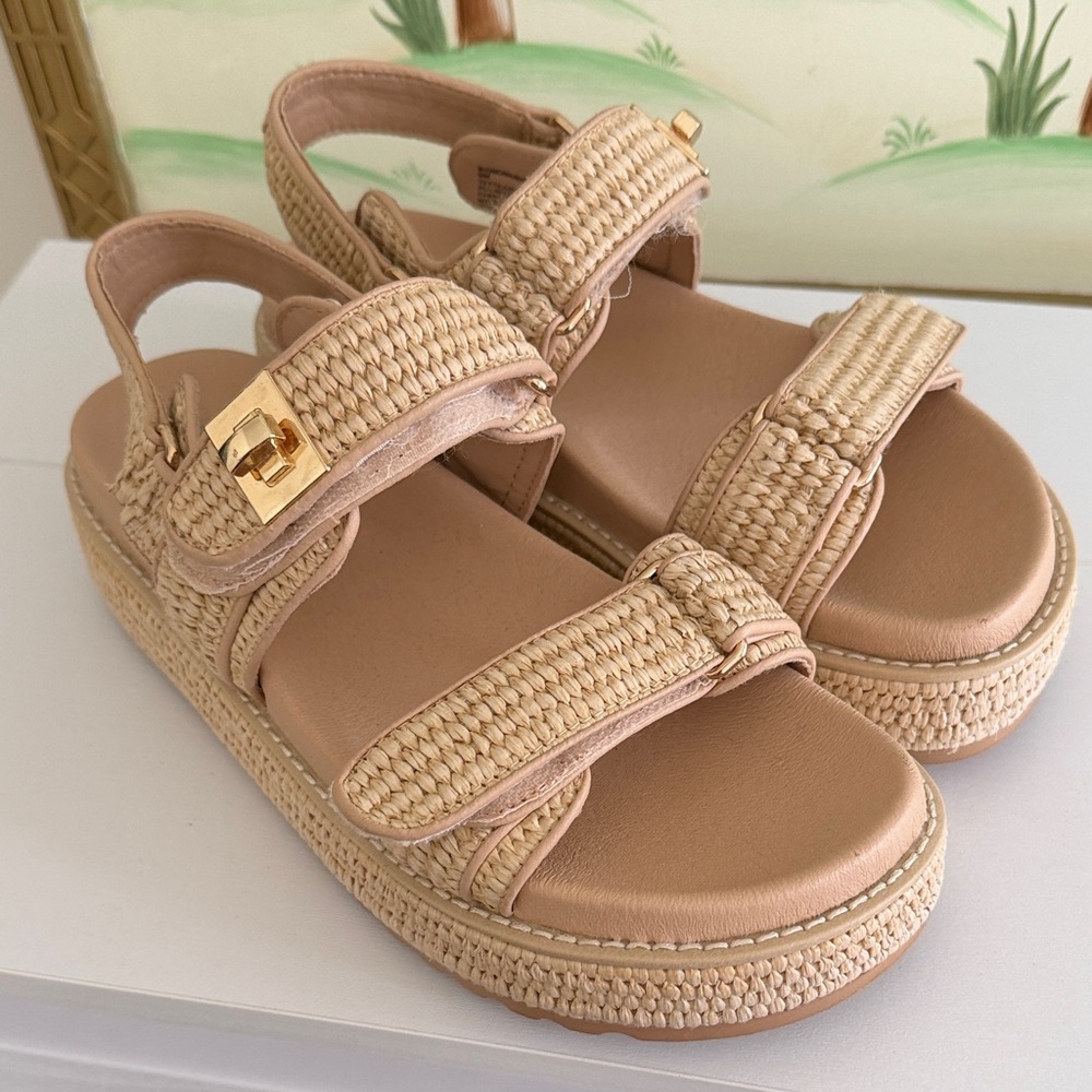Steve Madden Bigmona Tan Woven Sandals with Gold Accents